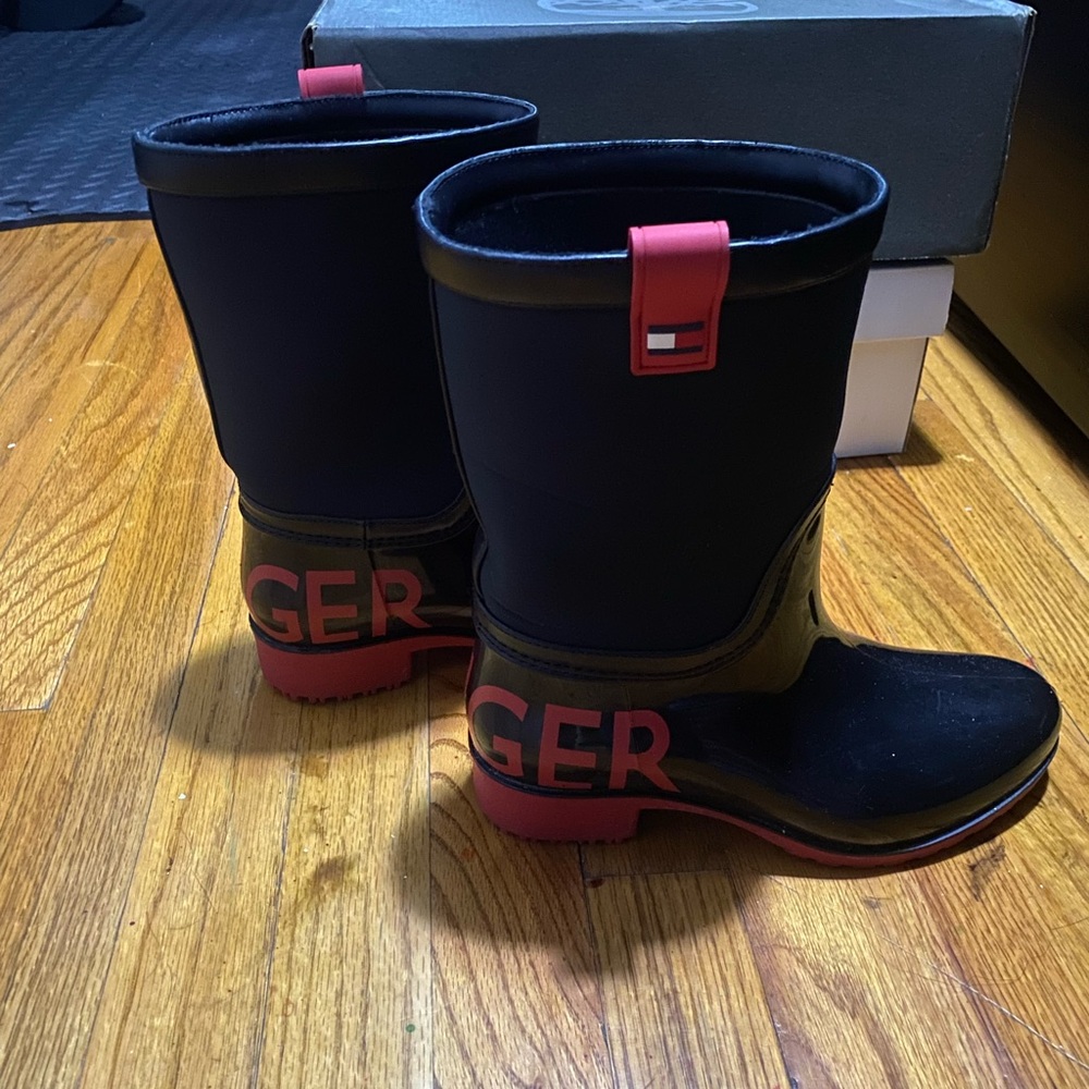 Tommy Hilfiger rain boots